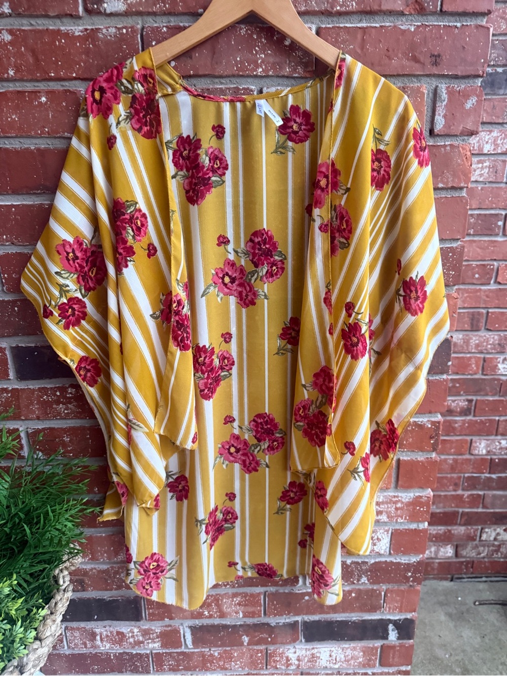 Live 4 Truth Women’s Mustard Yellow Floral Kimono Top
